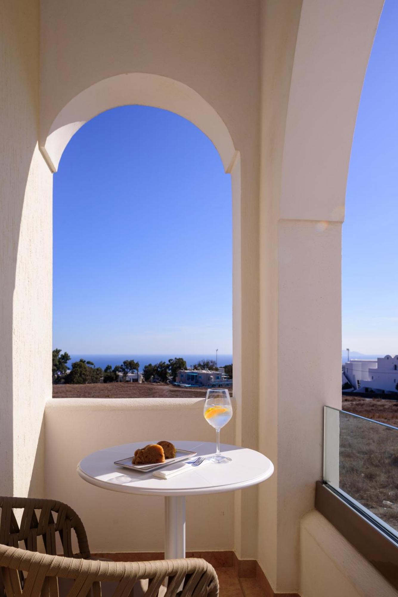 Astir Thira Hotel Тира Экстерьер фото